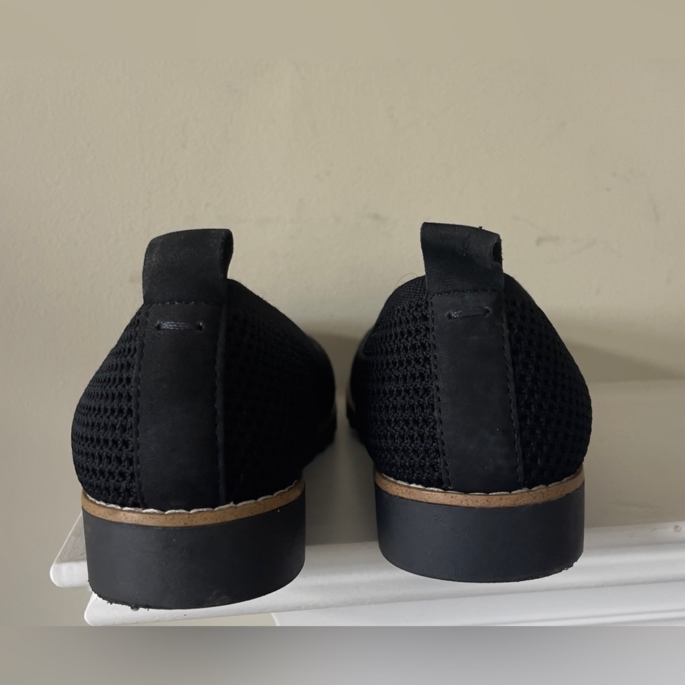 Eileen Fisher Women’s Black Etta Slip-On Flat NWT Size 9 - Picture 9 of 11